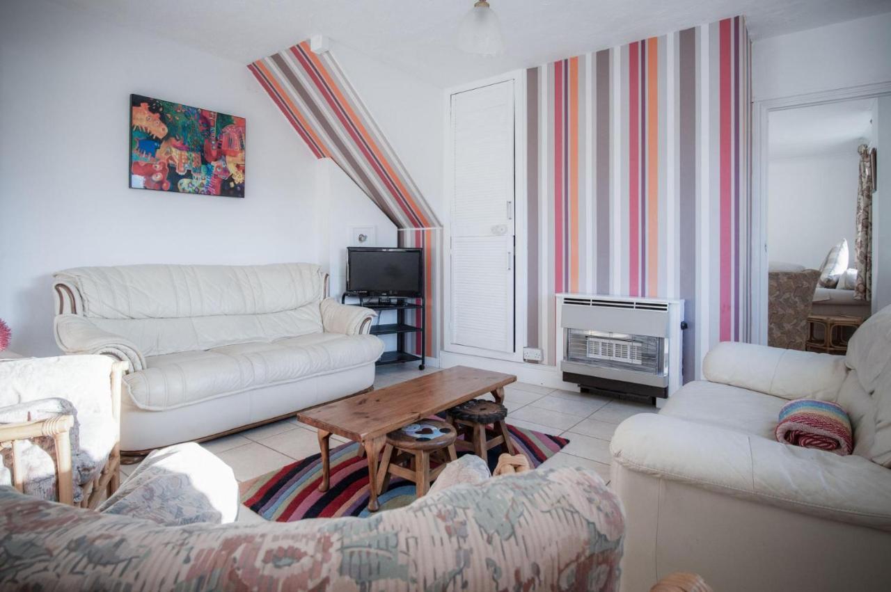 Maytree Cottage - 4 Bedroom Holiday Home - Tenby Zewnętrze zdjęcie