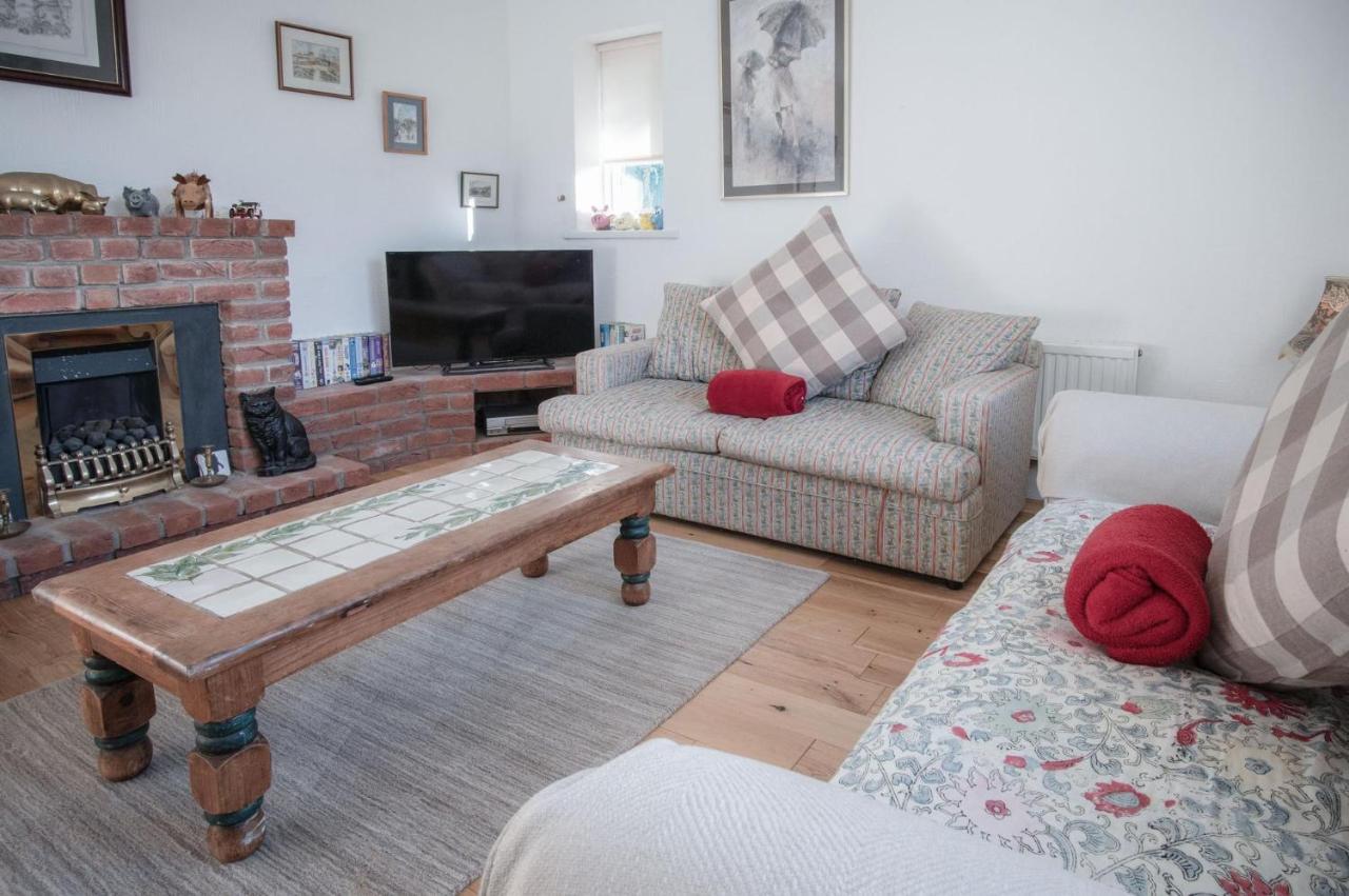Maytree Cottage - 4 Bedroom Holiday Home - Tenby Zewnętrze zdjęcie