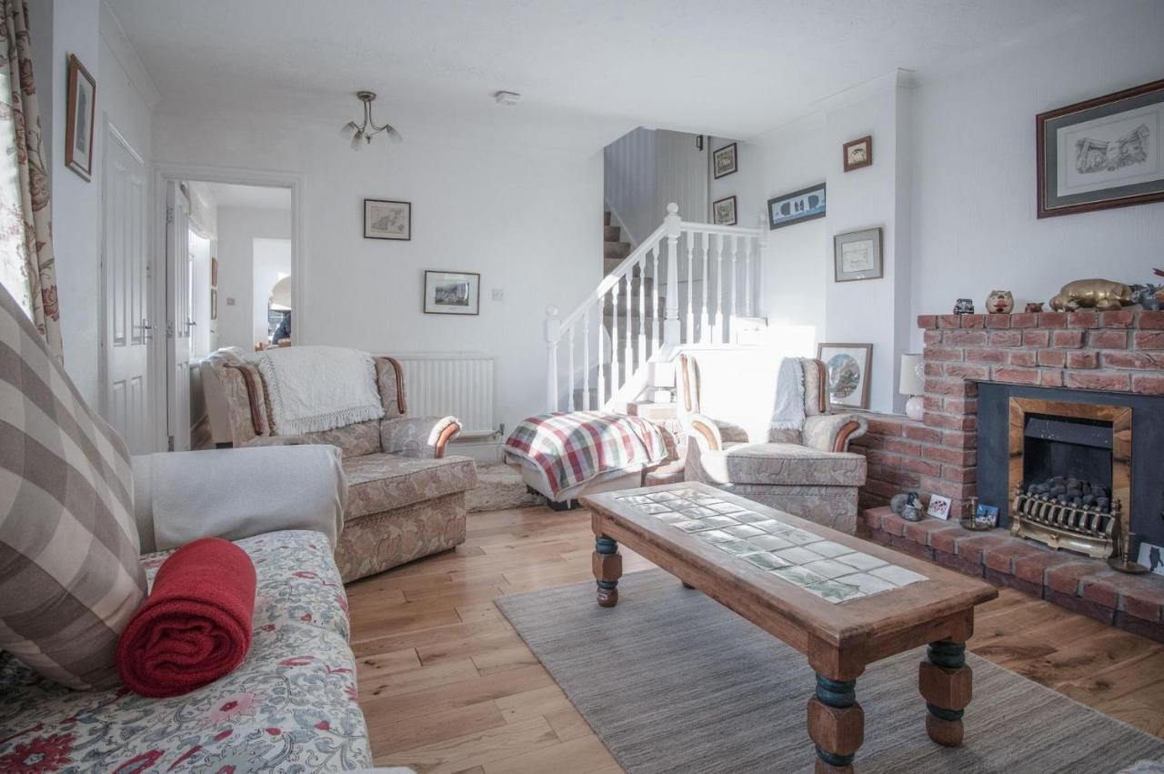 Maytree Cottage - 4 Bedroom Holiday Home - Tenby Zewnętrze zdjęcie
