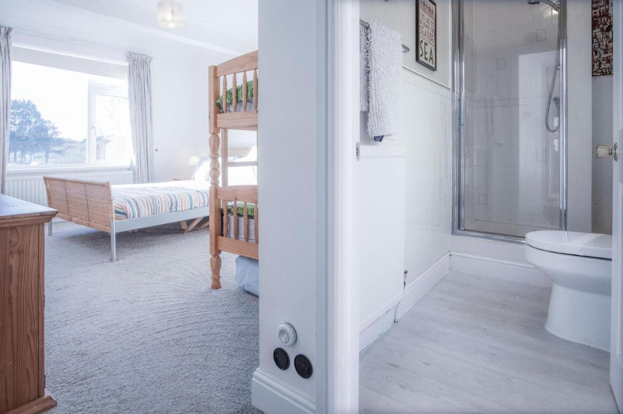 Maytree Cottage - 4 Bedroom Holiday Home - Tenby Zewnętrze zdjęcie